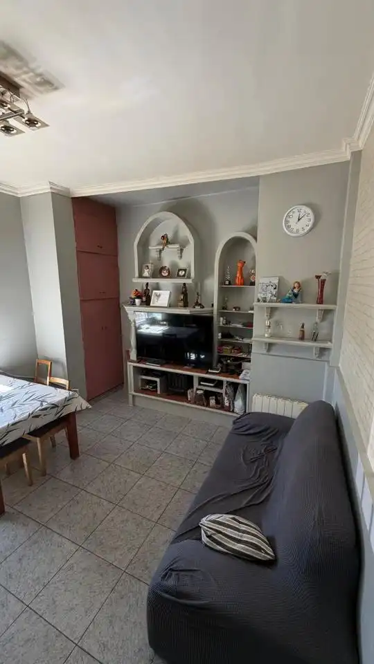 Sala d'estar de Planta baixa en venda en Cornellà de Llobregat amb Aire condicionat