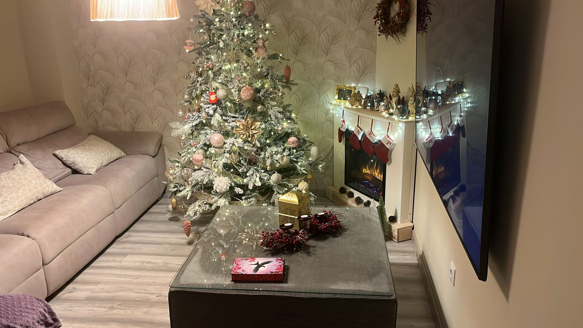 Sala d'estar de Pis en venda en  Sevilla Capital amb Moblat