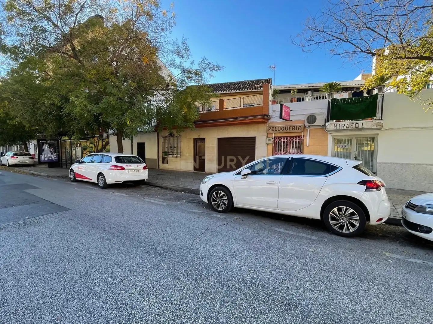 Vista exterior de Residencial en venda en Granada