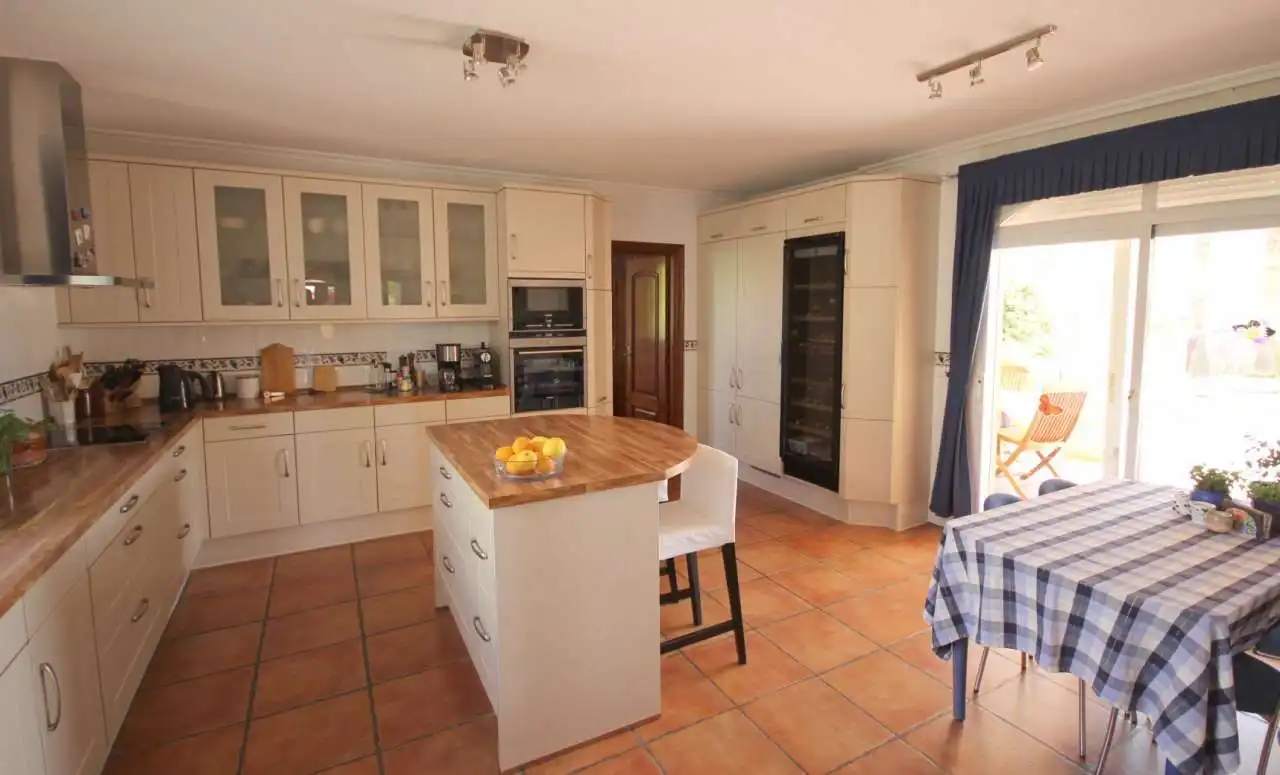 Kitchen of Houses for sale in L'Alfàs del Pi  with Air Conditioner, Private garden and Terrace