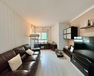 Living room of Flat for sale in Girona Capital  with Air Conditioner, Heating and Storage room