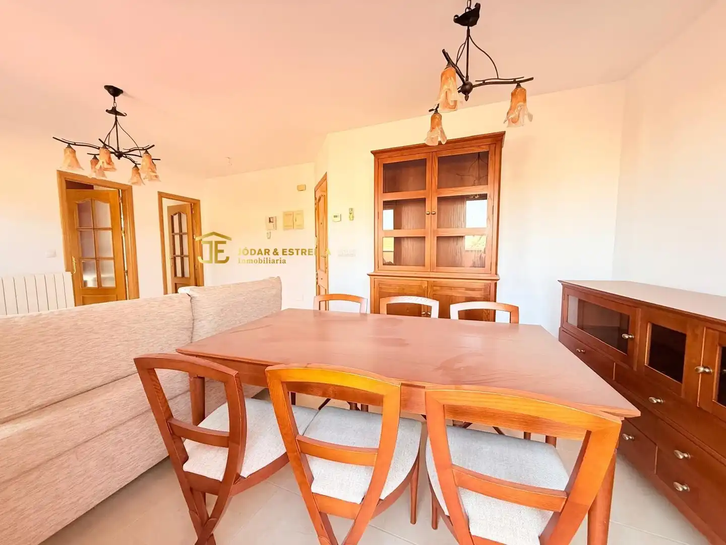 Esszimmer von Dachboden zum Verkauf in Lorca mit Klimaanlage und Terrasse