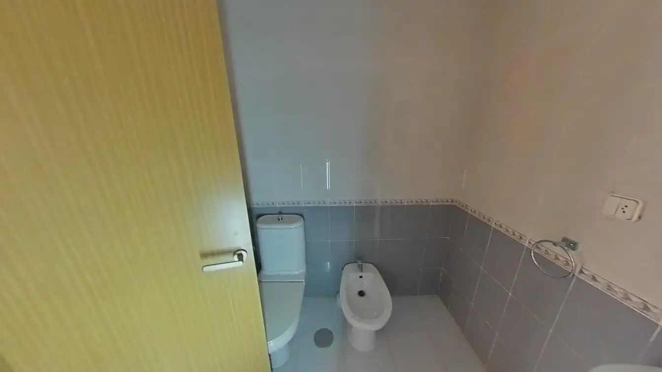 Bany de Pis en venda en Alicante / Alacant