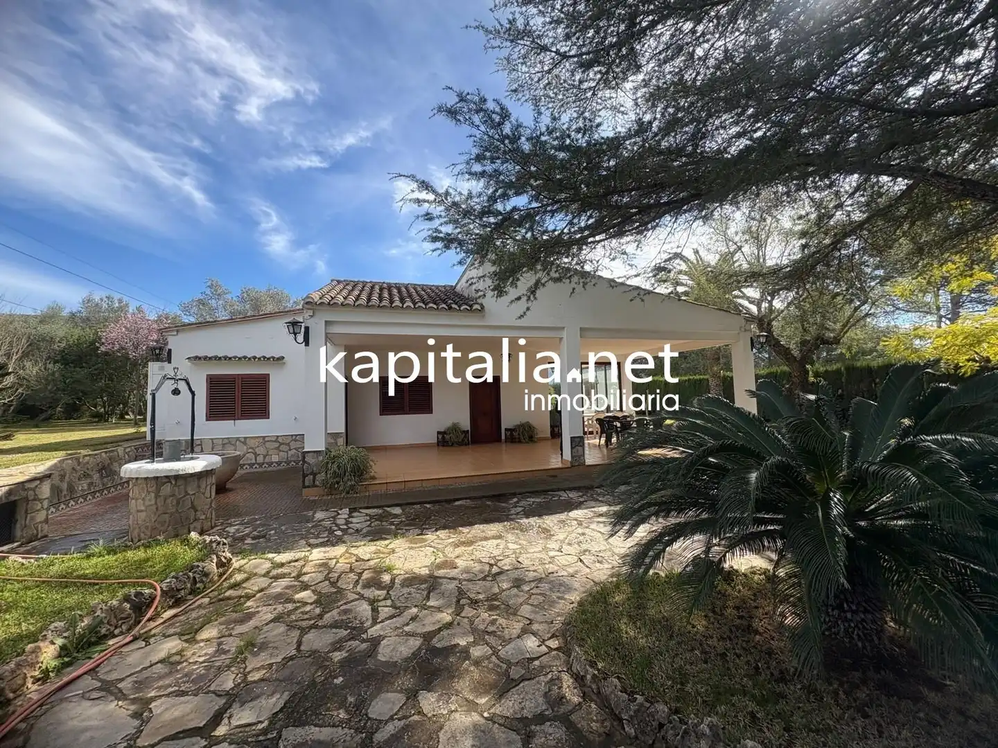 Vista exterior de Casa o xalet en venda en Barxeta amb Calefacció, Jardí privat i Terrassa