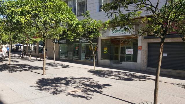 Local comercial en Venta en Praza San Xosé, 2 en Centro - Echegaray