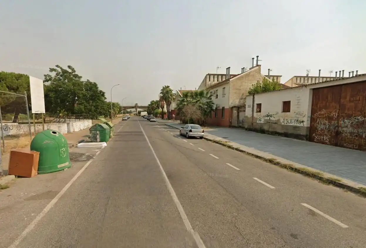 Vista exterior de Casa adosada en venta en Mérida
