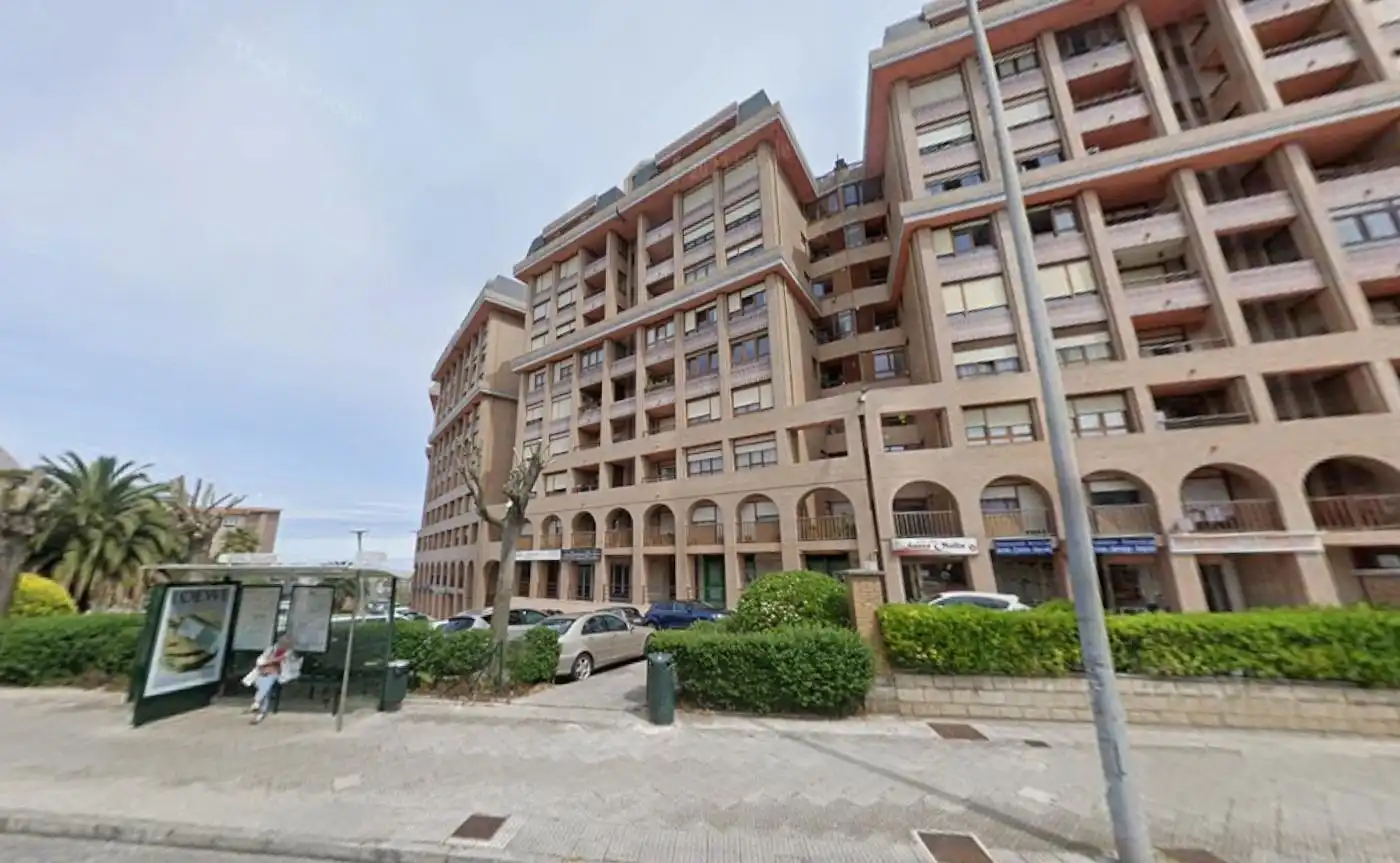 Exterior view of Flat for share in Santander  with Heating, Terrace and Furnished