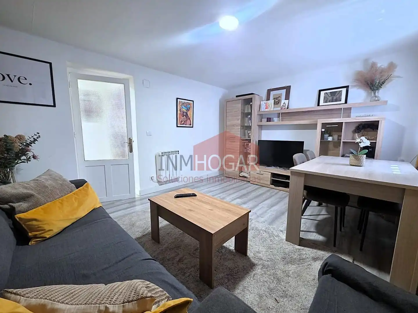 Sala d'estar de Apartament en venda en Ávila amb Calefacció i Moblat