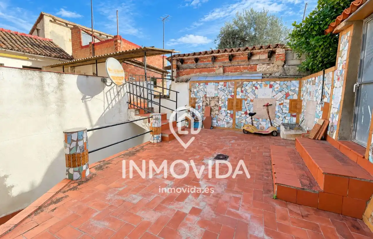 Casa amb balcó en venda a Carrer Sant Josep, imagen 6