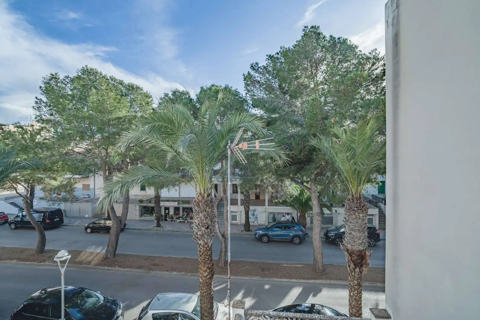 Vista exterior de Casa o xalet en venda en Santa Margalida amb Terrassa, Moblat i Balcó
