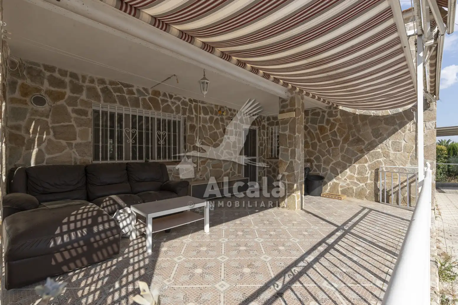Terrassa de Casa o xalet en venda en Torrejón del Rey amb Aire condicionat, Calefacció i Piscina