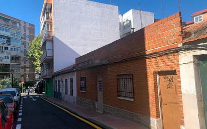 Vista exterior de Residencial en venda en Móstoles