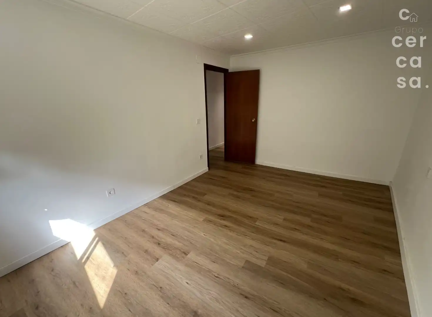 Piso en venta en Torrent con Balcón