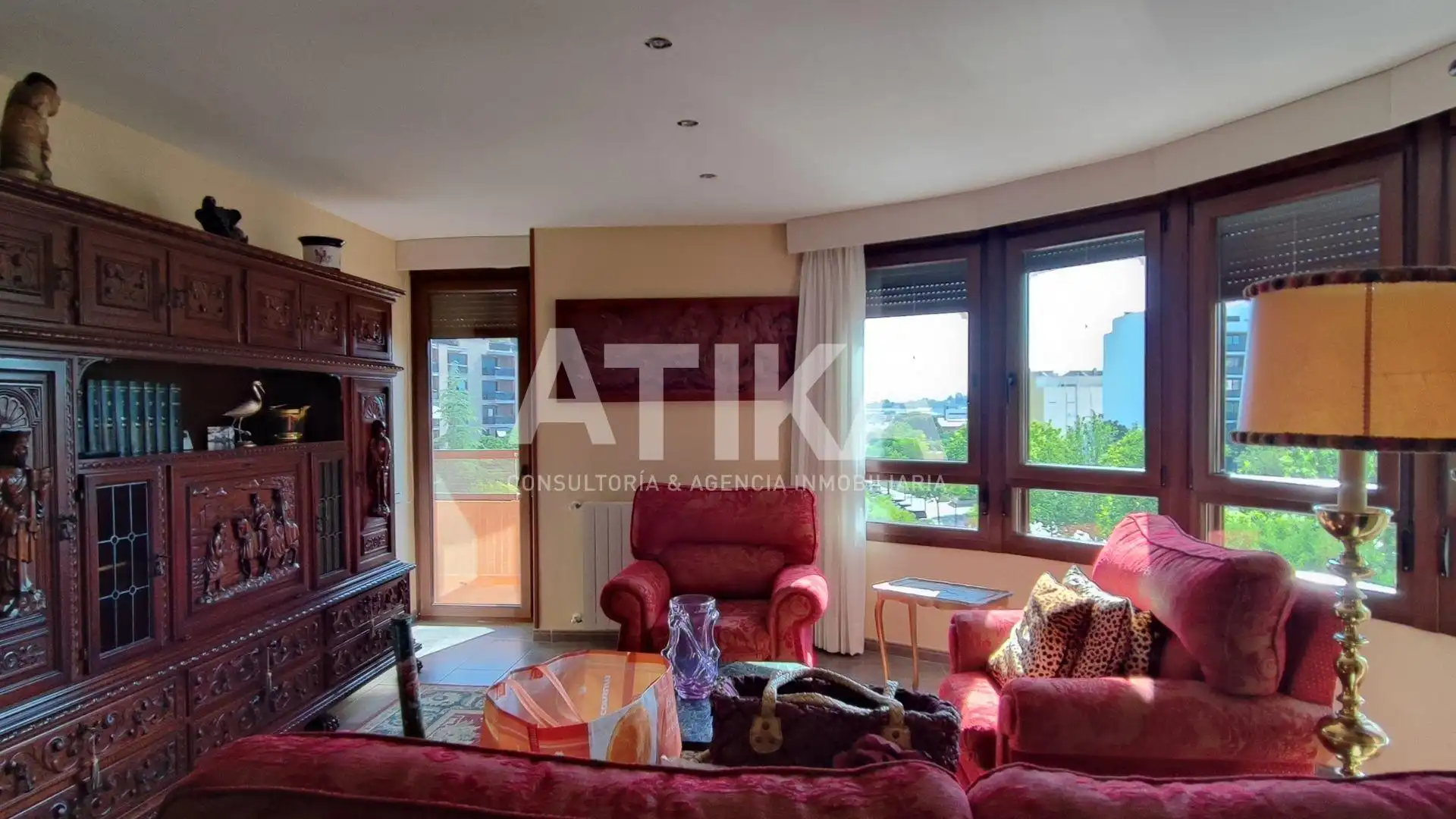 Sala de estar de Piso en venta en Ontinyent con Trastero, Amueblado y Balcón