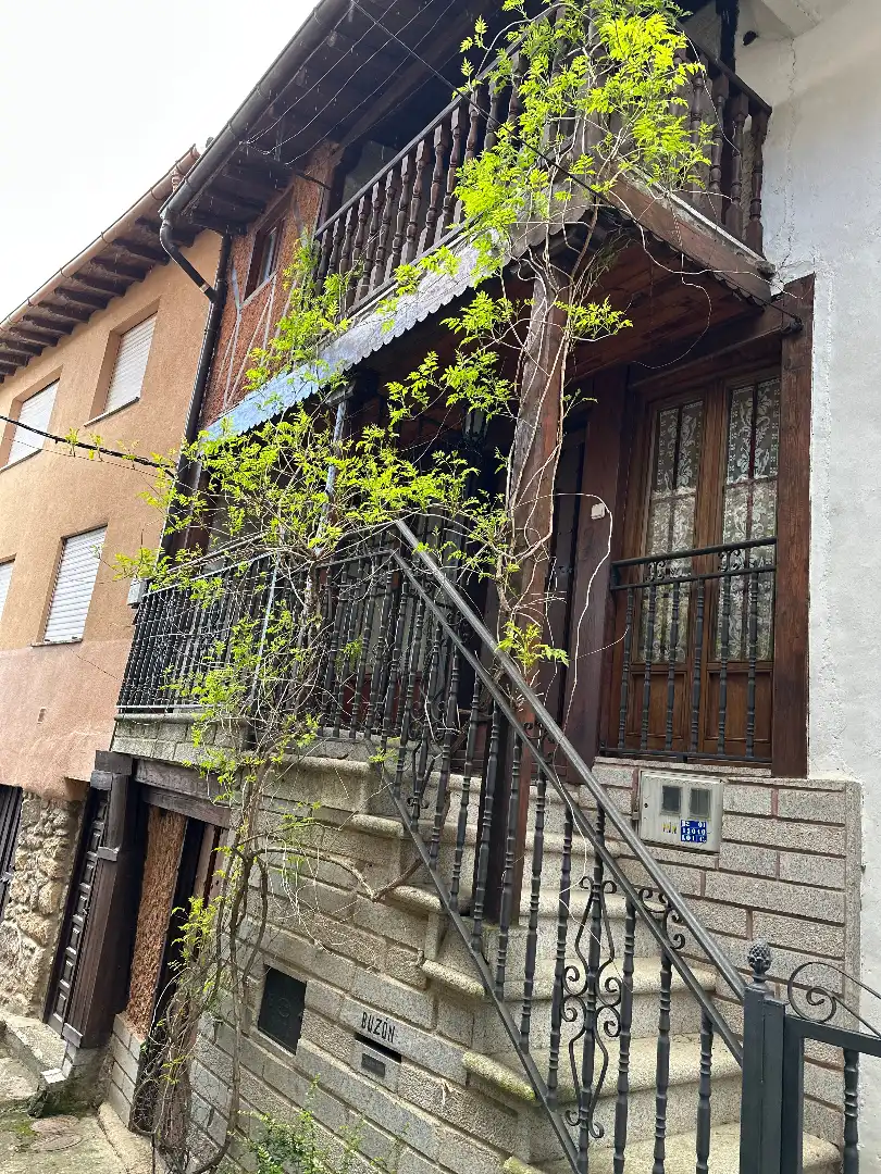 Vista exterior de Casa o chalet en venta en Sequeros con Calefacción, Terraza y Horno