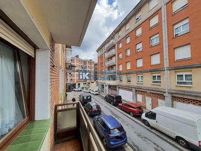 Exterior view of Flat for sale in Galdakao  with Terrace