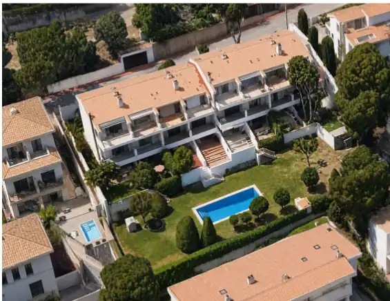 Casa a schiera con giardino in vendita a Passeig de Miramar