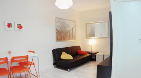 Foto 2 de Apartamento de alquiler en Los Cármenes, Madrid Capital