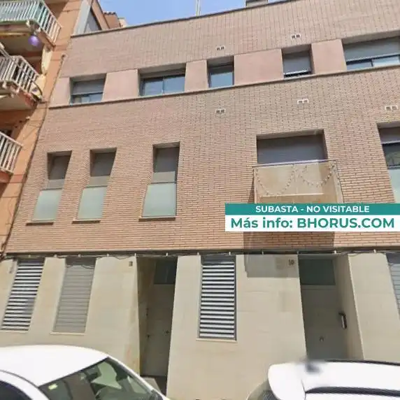 Piso con ascensor en venta en POMPEU FABRA 12