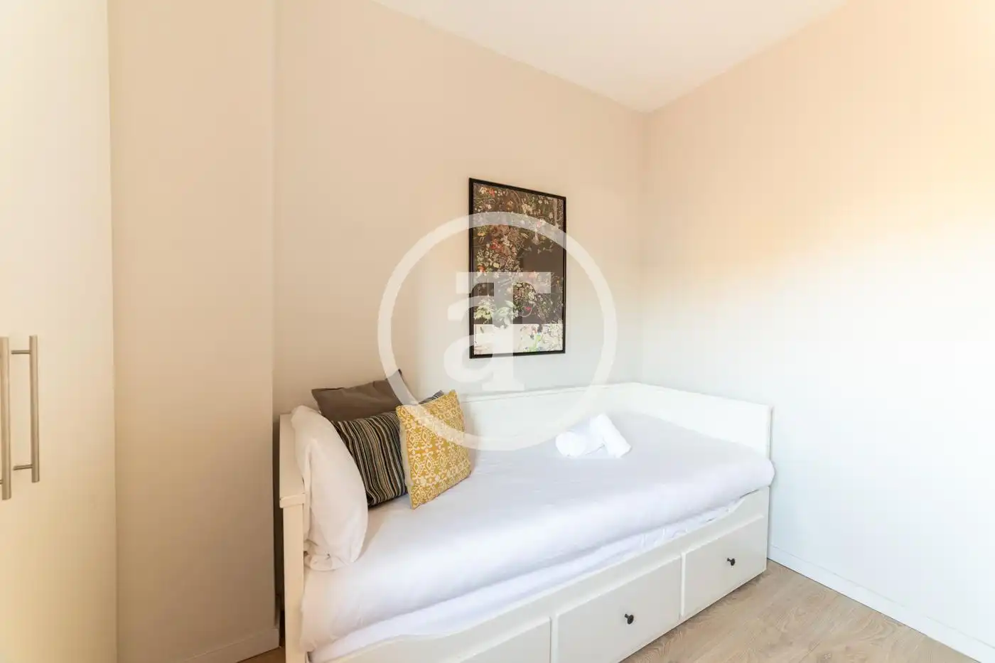 Schlafzimmer von Wohnung zur Miete in Madrid mit Klimaanlage, Möbliert und Ofen