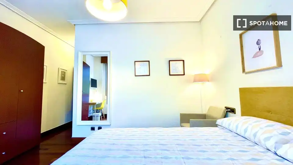 Habitació a Abandoibarra - Guggenheim