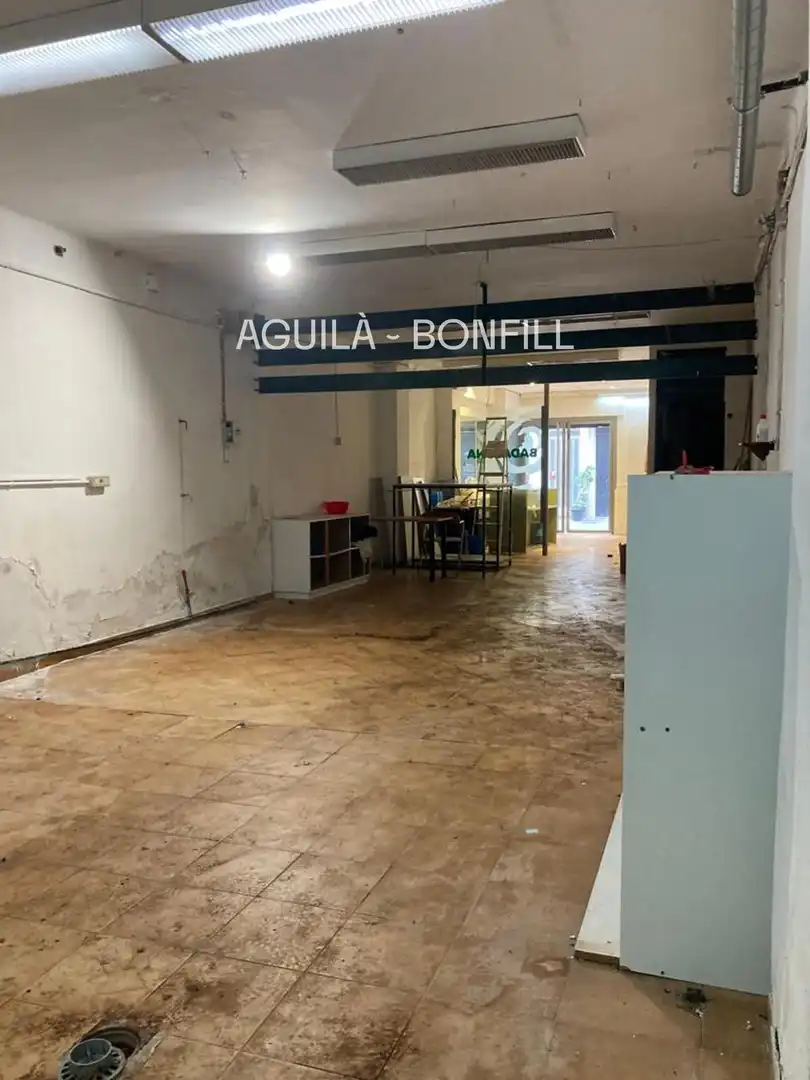 Commercial properties for rent in Badalona