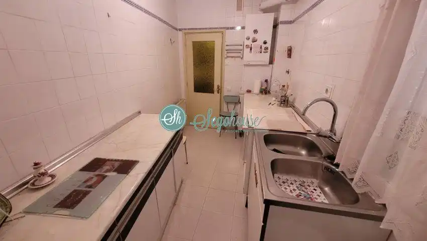 Kitchen of Flat for sale in Segovia  with Heating and Balcony