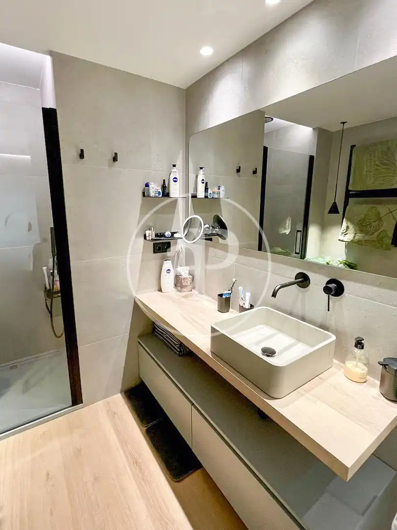 Badezimmer von Wohnung zum Verkauf in Valencia mit Klimaanlage und Heizung