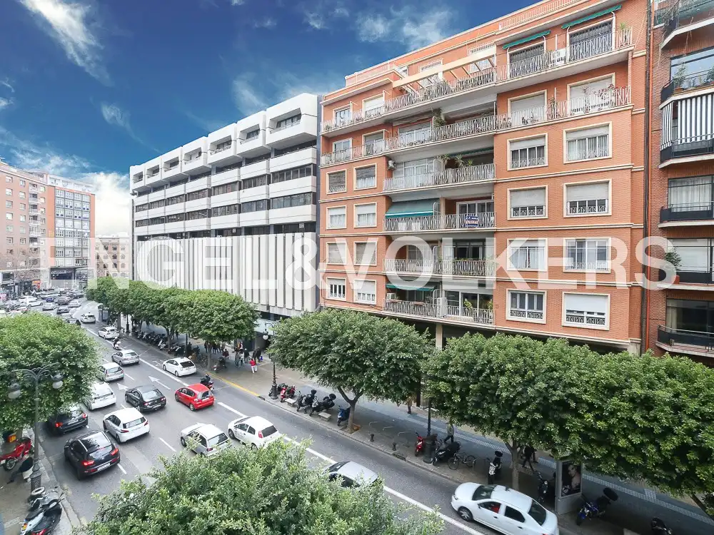 Exterior view of Flat for sale in Valencia  with Air Conditioner, Heating and Terrace