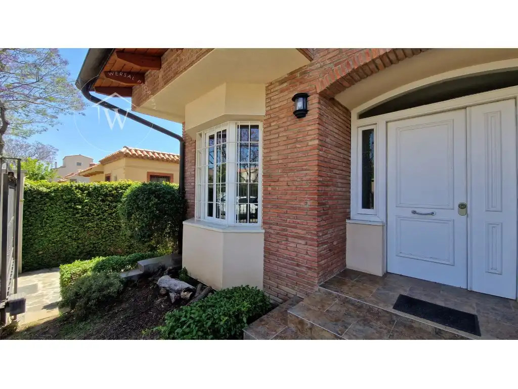 Vista exterior de Casa o xalet en venda en Cambrils amb Aire condicionat, Moblat i Balcó