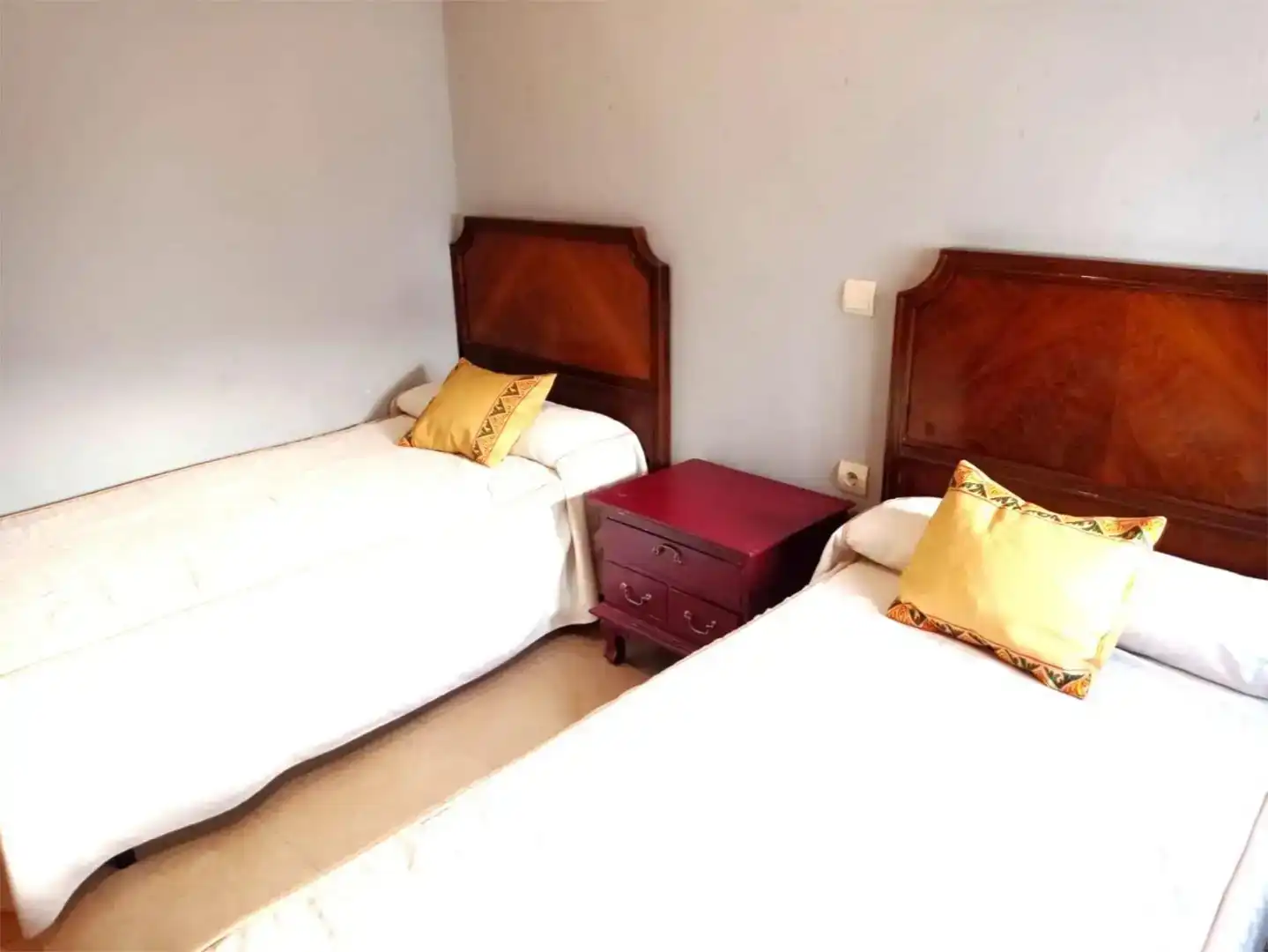 Schlafzimmer von Wohnung zur Miete in Cuenca Capital mit Klimaanlage
