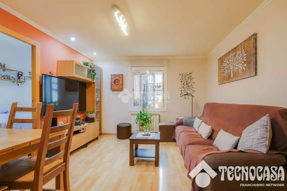 Sala de estar de Piso en venta en Barcelona con Aire acondicionado, Calefacción y Parquet