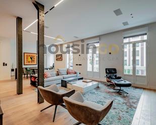 Living room of Flat to rent in  Madrid Capital  with Air Conditioner, Heating and Terrace