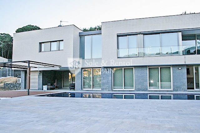 Exterior view of House or chalet for sale in Blanes  with Air Conditioner, Heating and Private garden