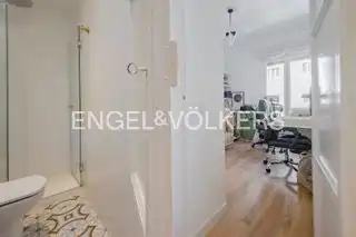 Flat for rent in Madrid  with Air Conditioner, Heating and Furnished
