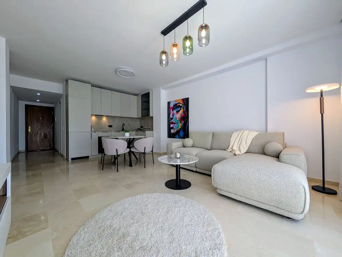 Sala de estar de Ático en venta en Estepona con Aire acondicionado y Terraza