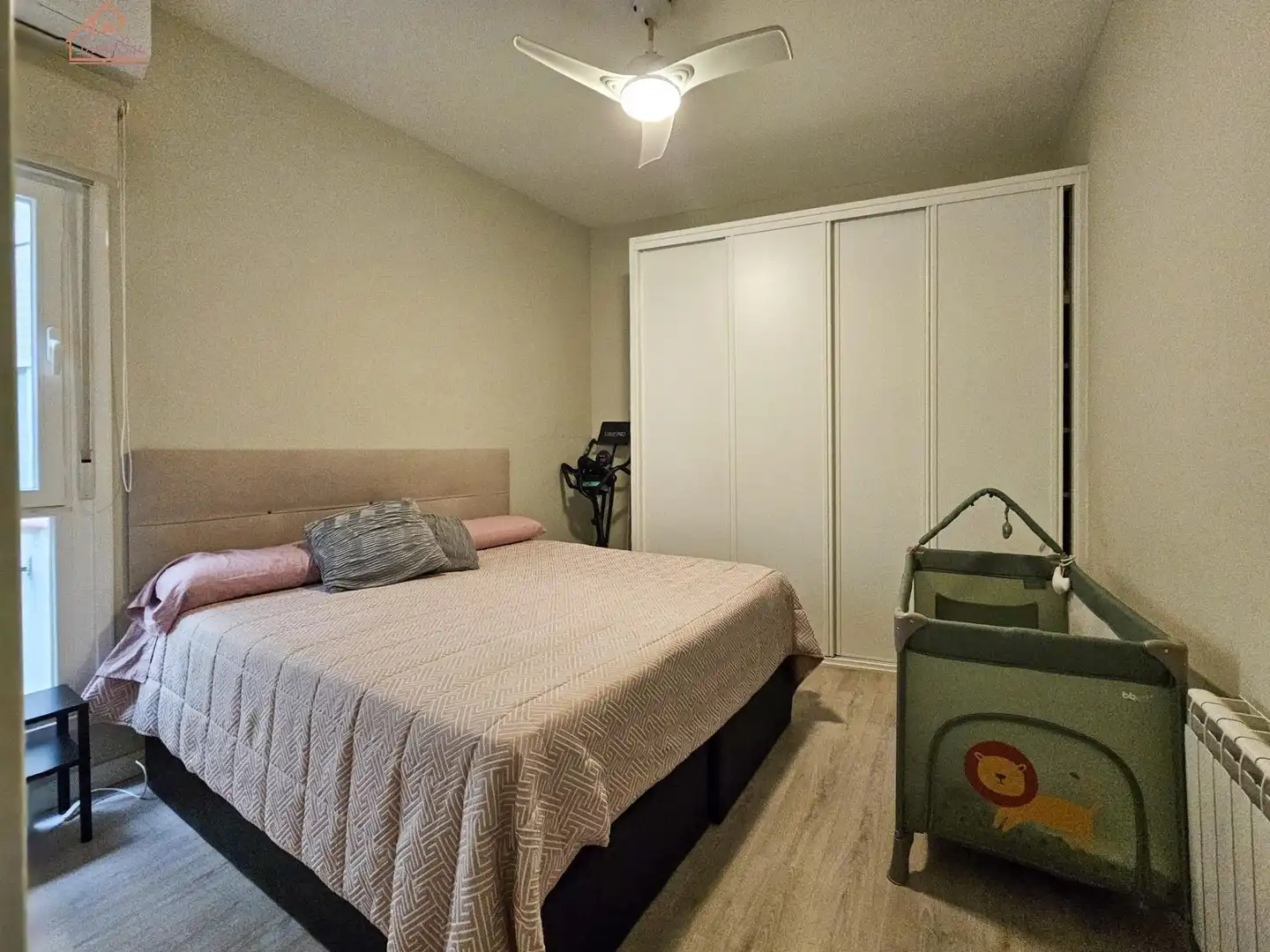 Habitación de Piso de alquiler en Madrid con Aire acondicionado, Calefacción y Amueblado