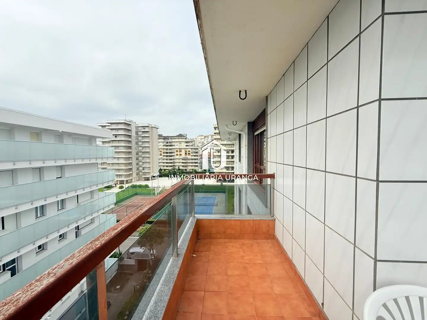 Terraza de Piso en venta en Laredo con Calefacción, Terraza y Trastero