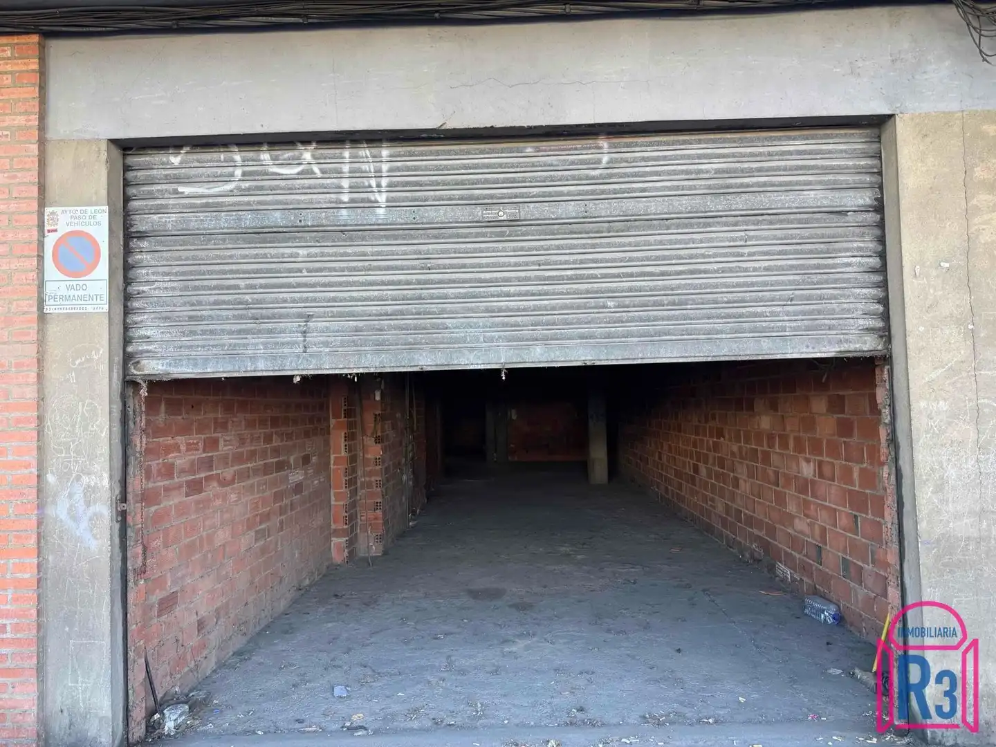 Local comercial en venda a Antibióticos