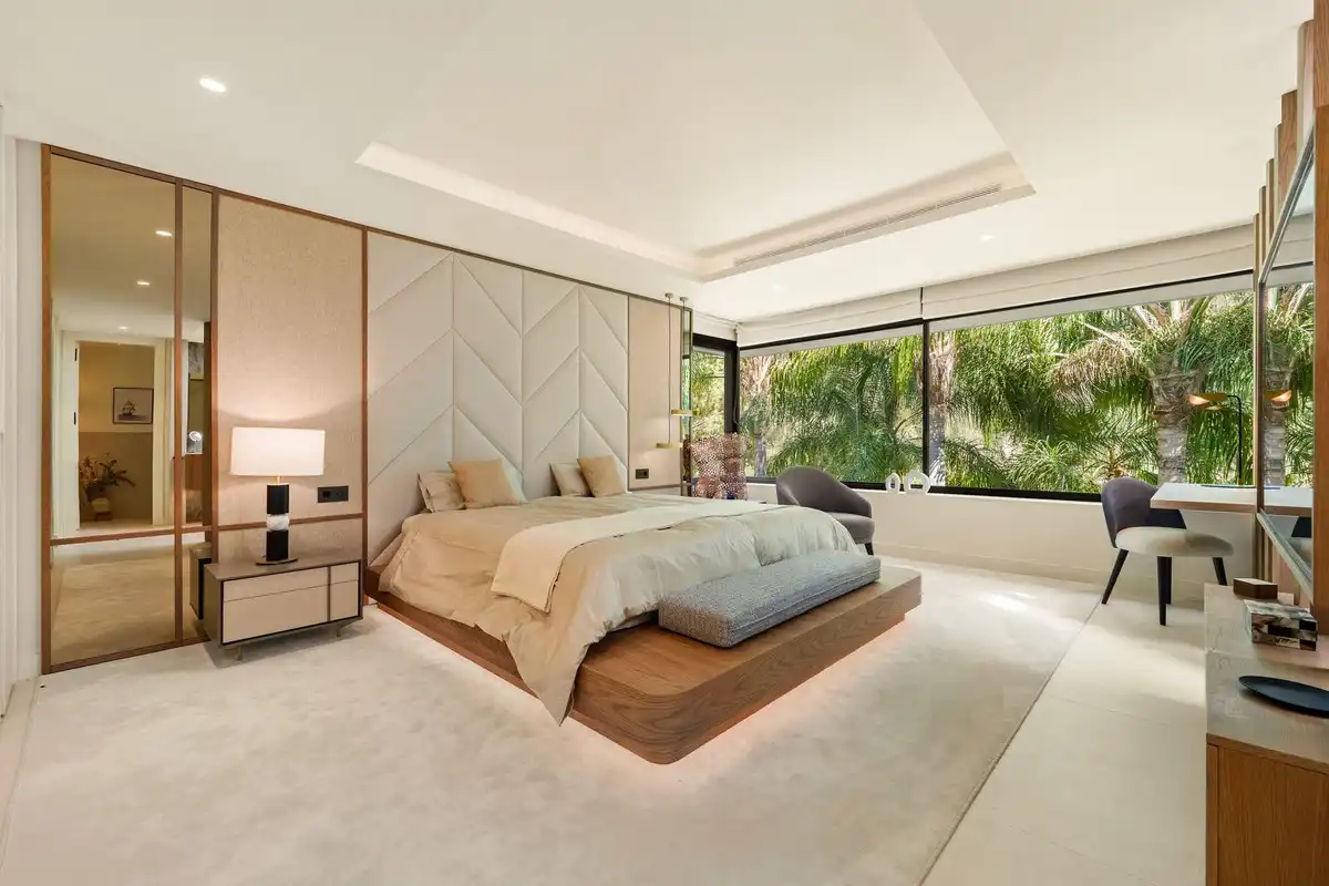 Detached house with pool for sale in Río Real - Los Monteros, imagen 11