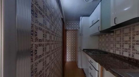 Foto 3 de Piso en venta en Carrer Jerez de la Frontera, Sant Roc, Badalona