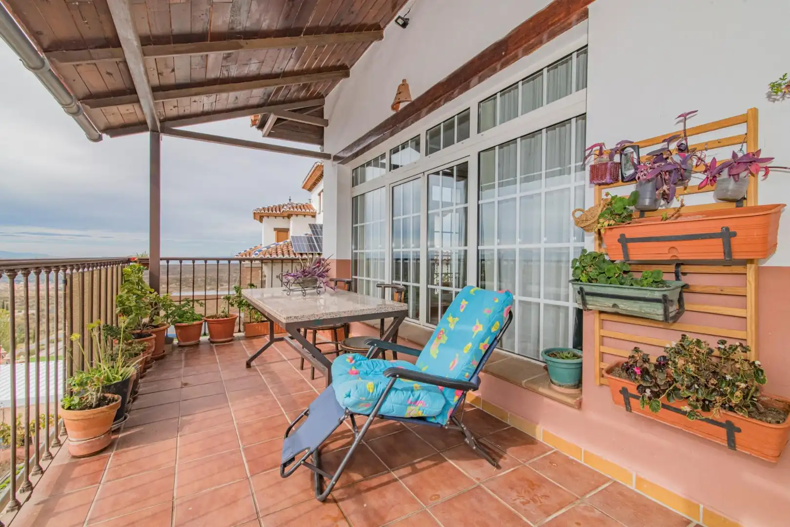Terrassa de Casa o xalet en venda en La Zubia amb Calefacció, Jardí privat i Terrassa