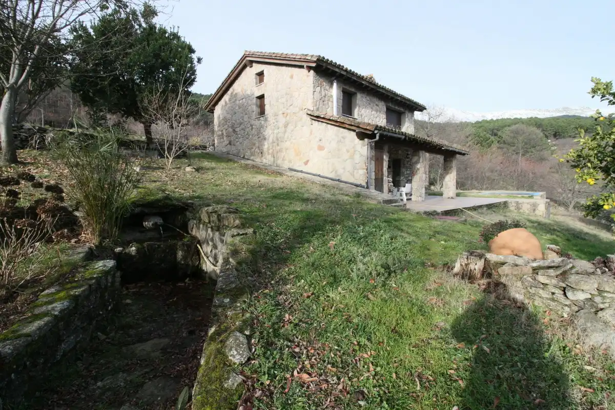 Exterior view of Country homes for sale in Guisando  with Heating, Private garden and Terrace