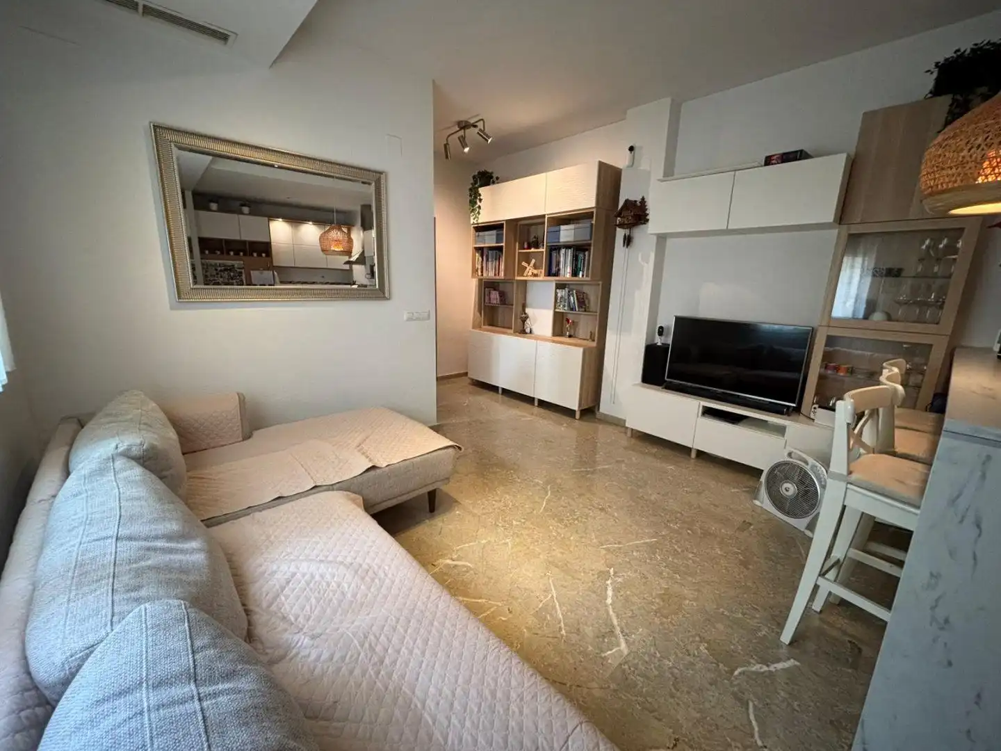 Sala d'estar de Pis en venda en Sevilla amb Aire condicionat i Calefacció