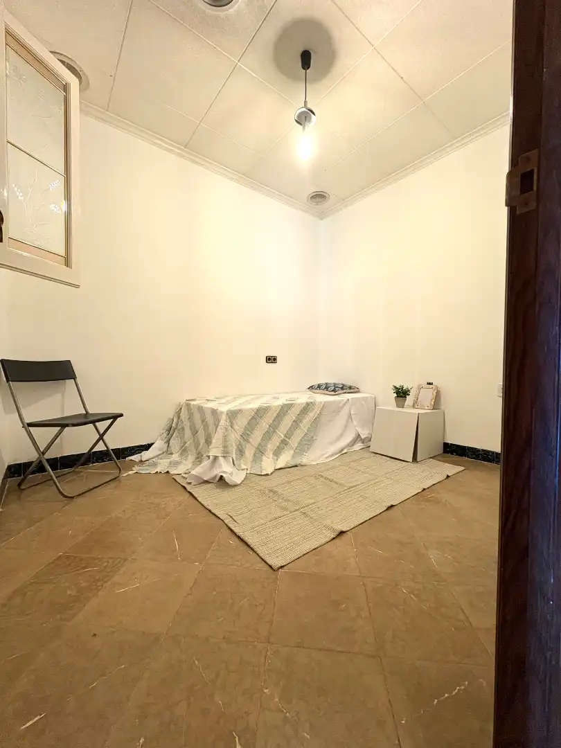 Dormitori de Pis en venda en Terrassa amb Aire condicionat, Calefacció i Balcó