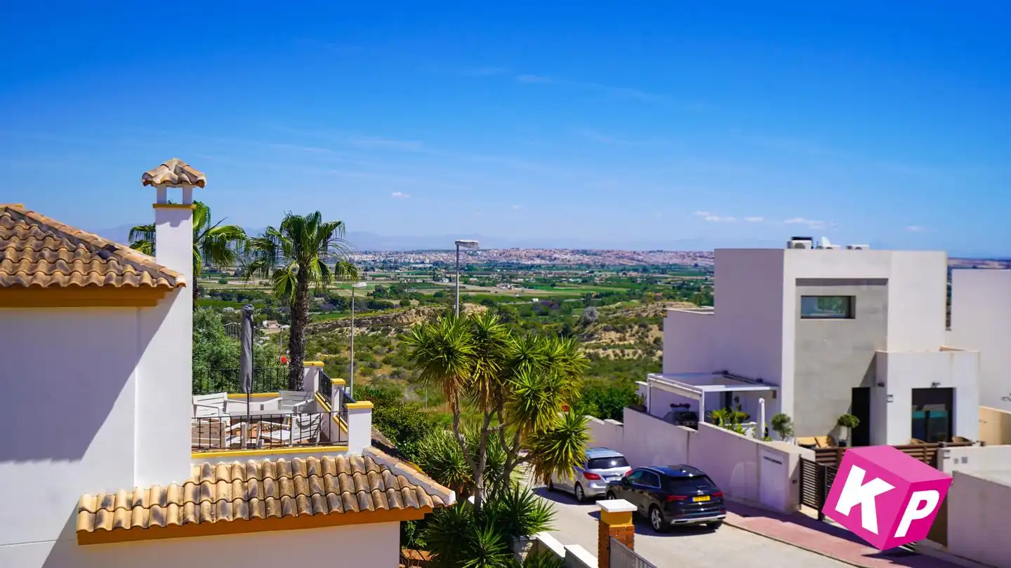 Vista exterior de Casa o chalet en venta en Rojales con Aire acondicionado, Jardín privado y Terraza