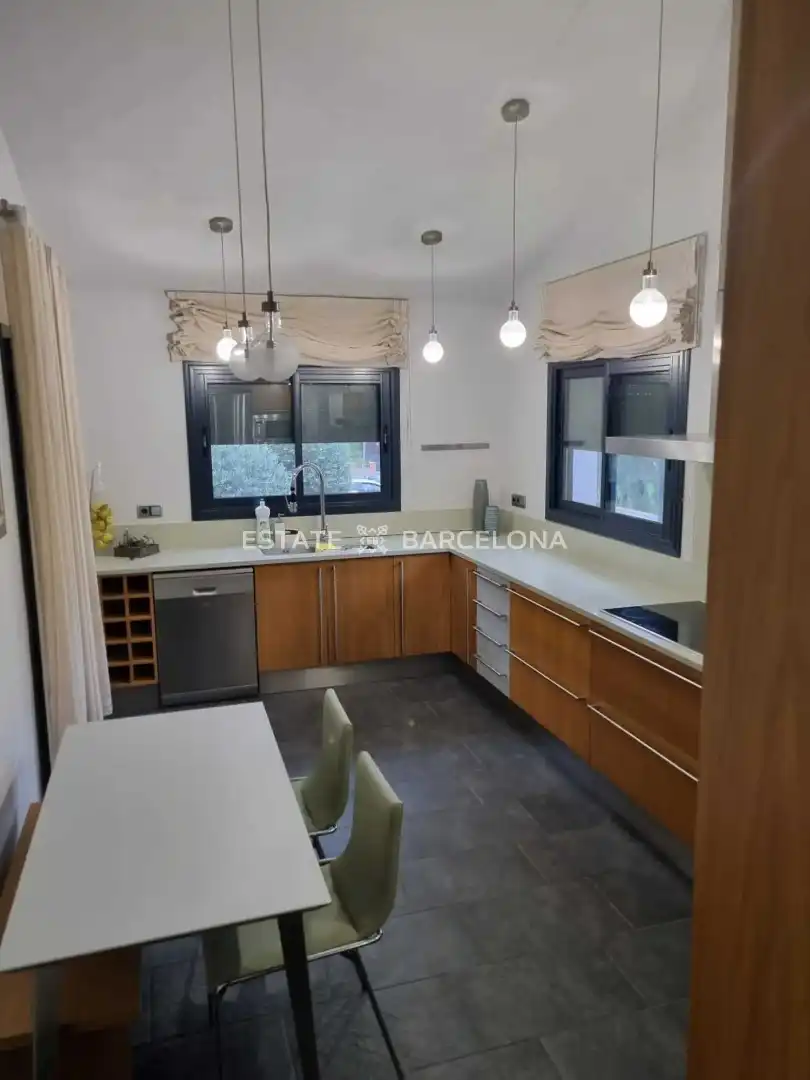 Küche von Haus oder Chalet zum Verkauf in Peralada mit Klimaanlage, Heizung und Terrasse