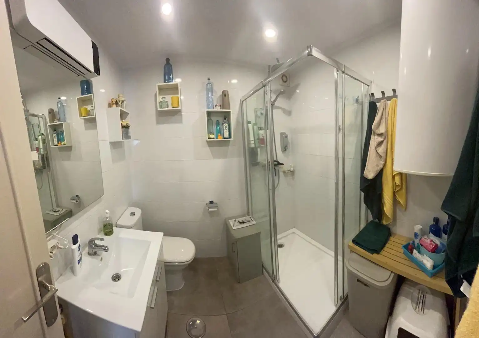 Bathroom of Flat for sale in Benalmádena  with Heating, Private garden and Terrace