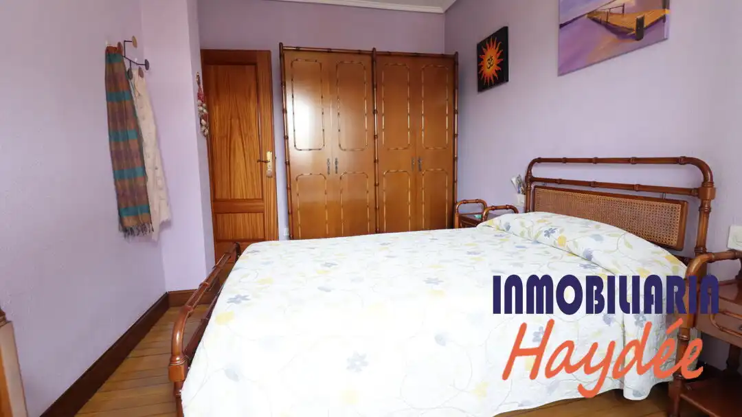 Schlafzimmer von Wohnung zum Verkauf in Leioa mit Heizung, Terrasse und Balkon