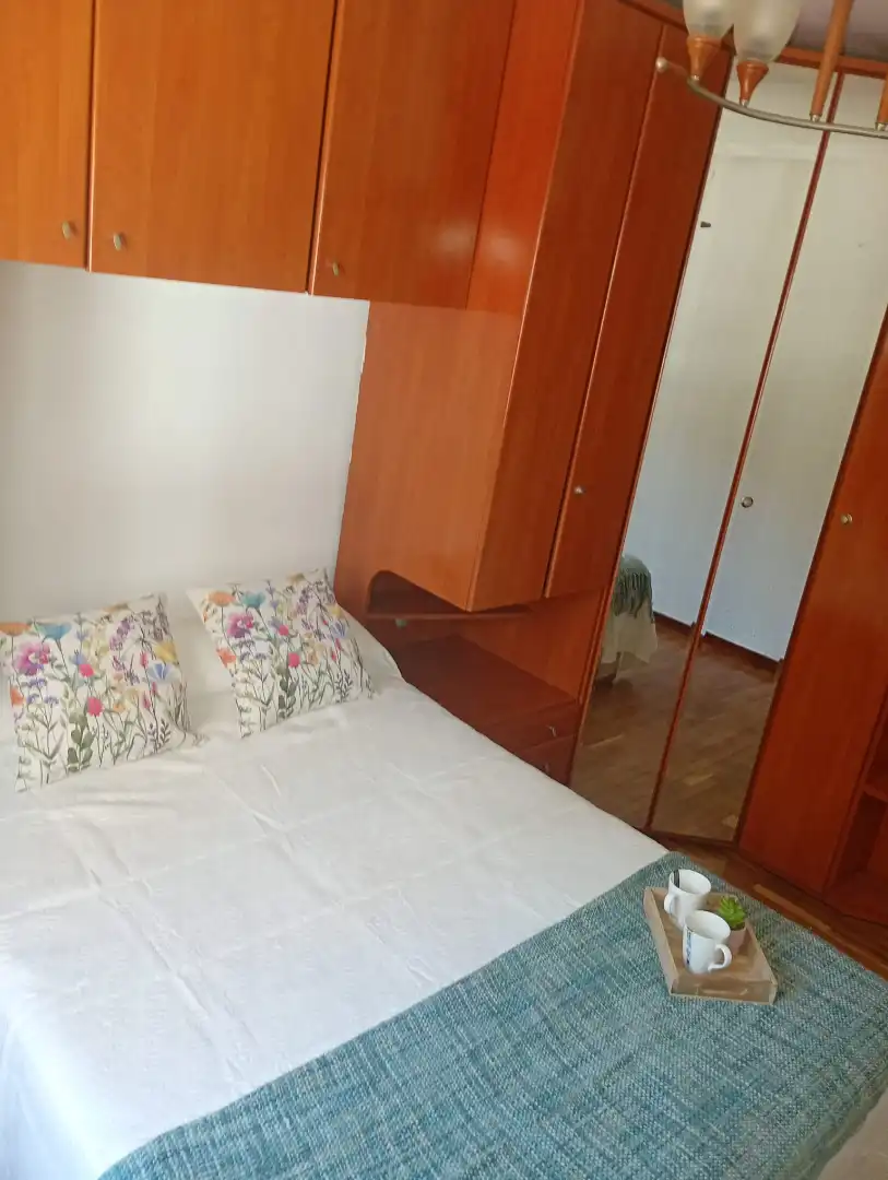Schlafzimmer von Wohnung zum Verkauf in Gijón  mit Möbliert